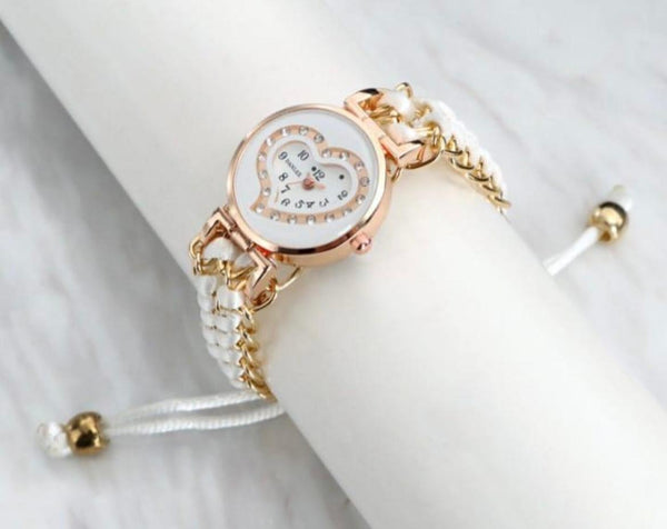 Stylish Women's Quartz Heart Watch with Chain Strap